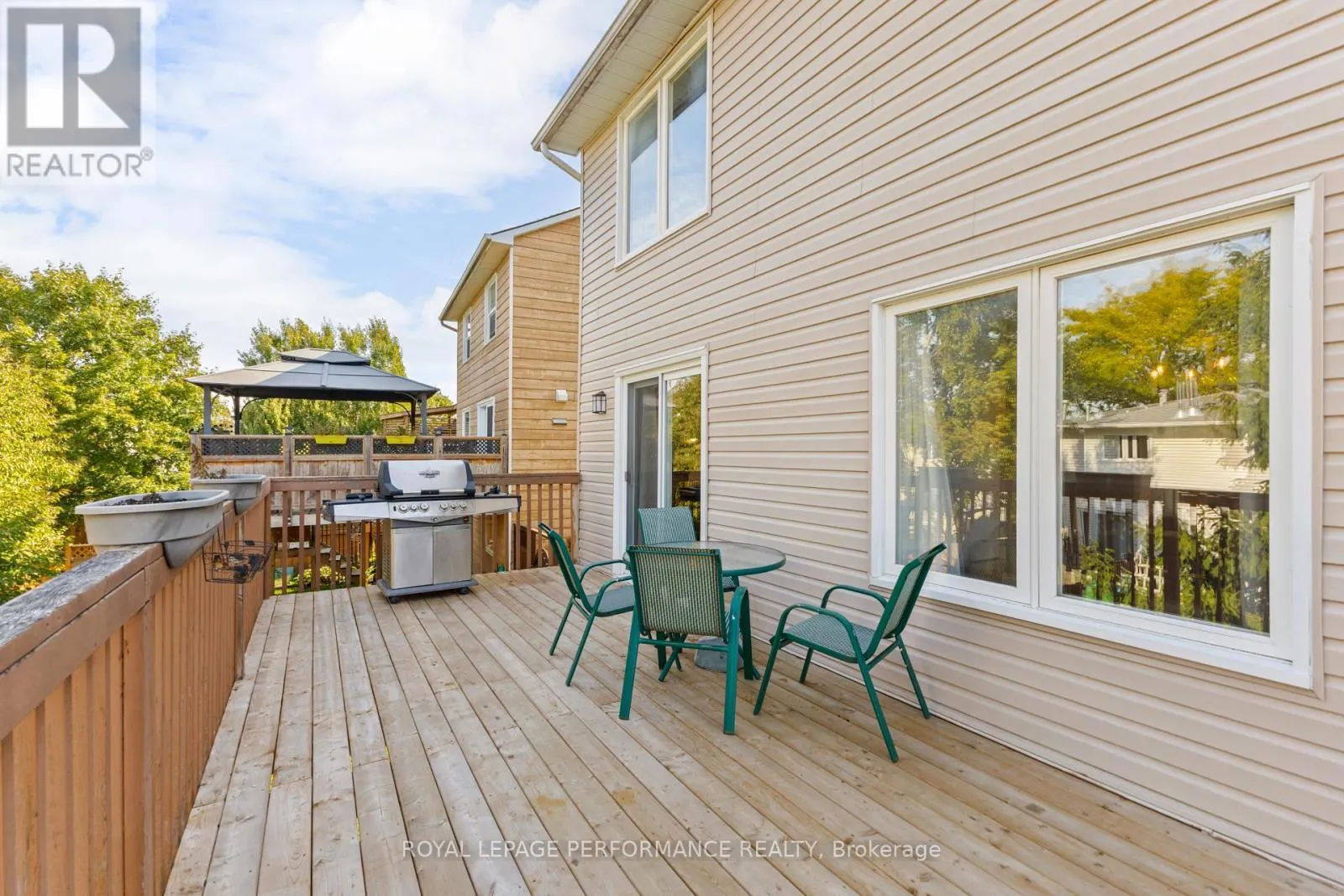 1936 LONGMAN CRESCENT