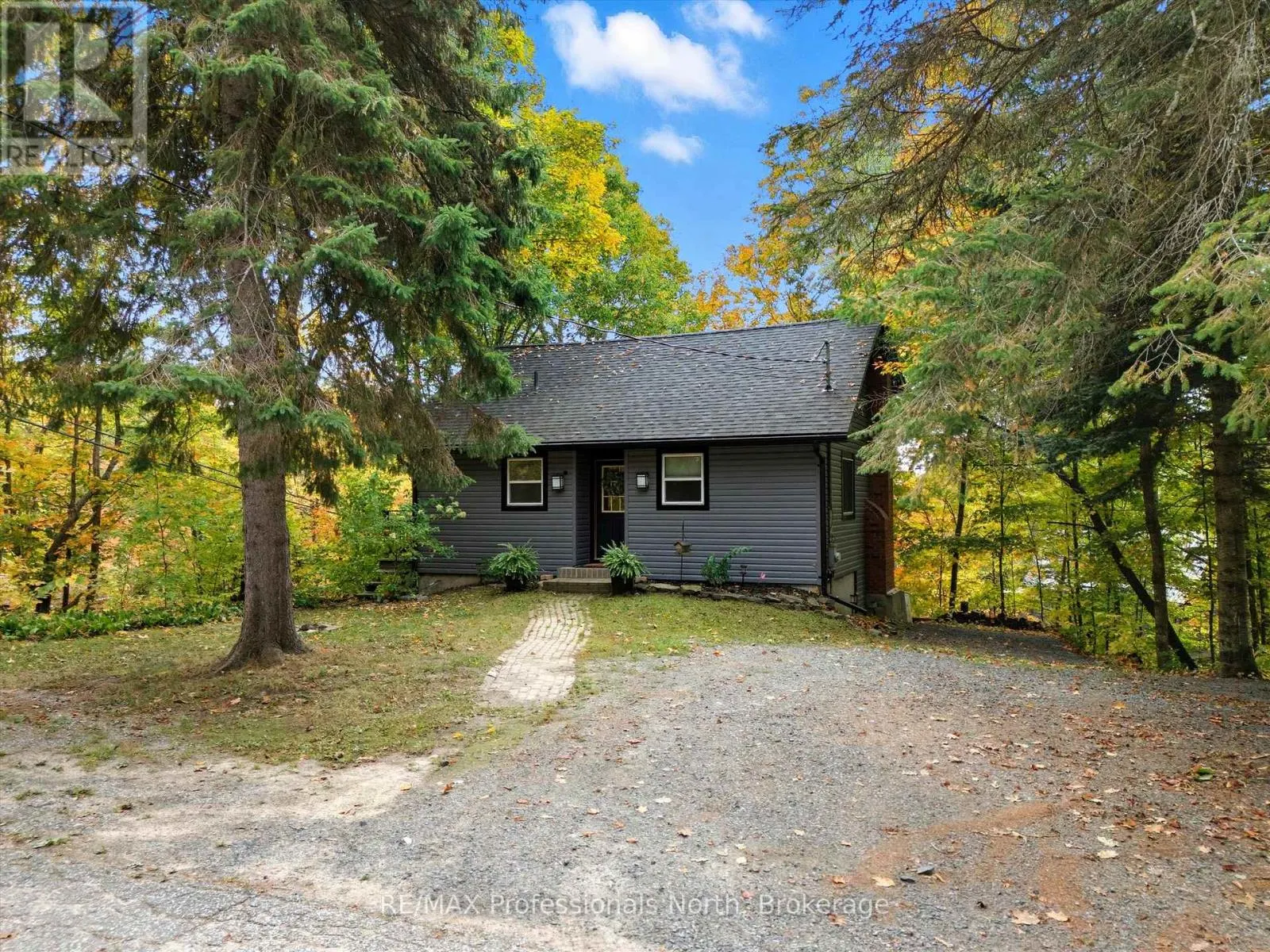 1755 SKYLINE DRIVE
