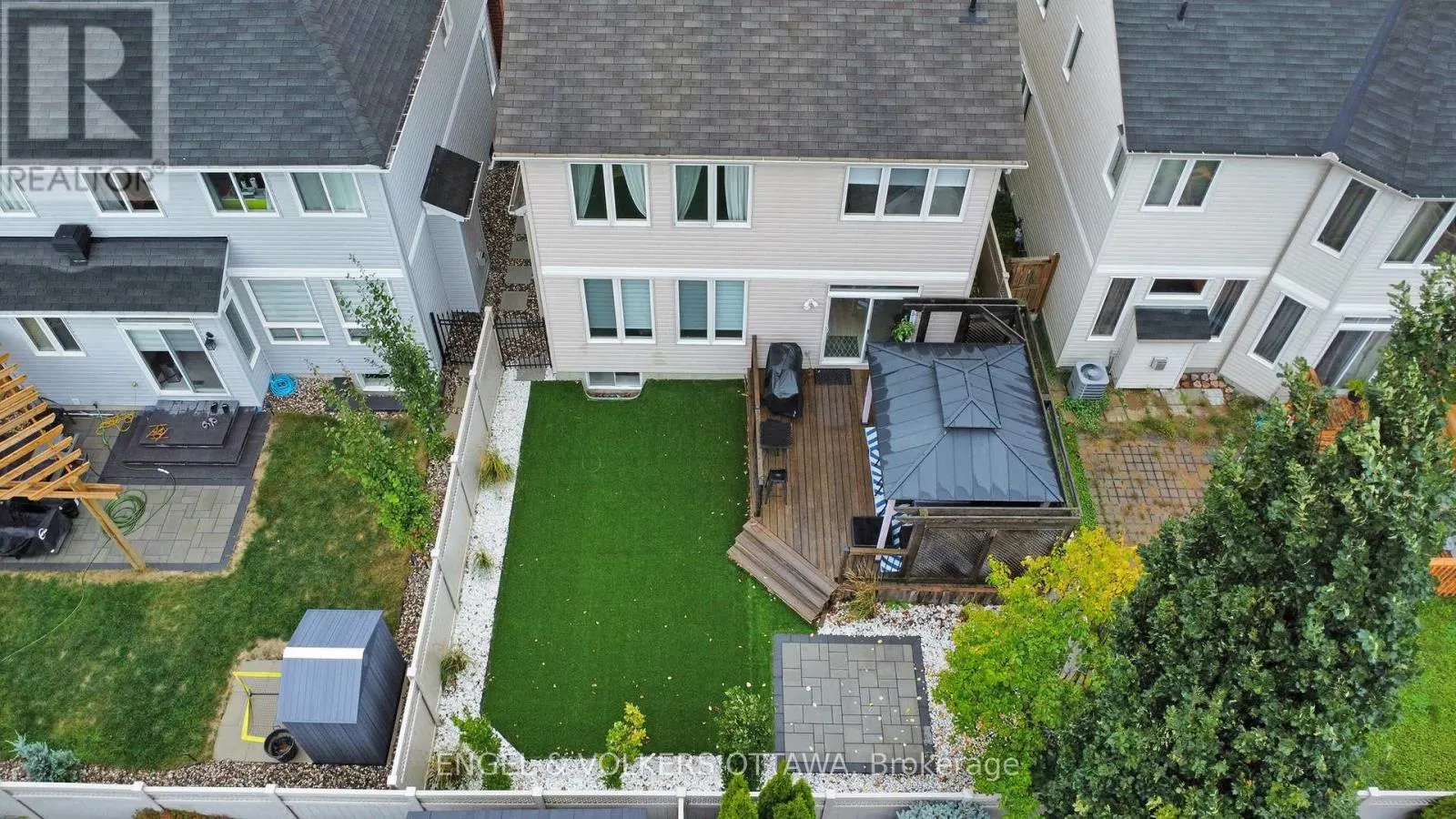 2399 GLANDRIEL CRESCENT