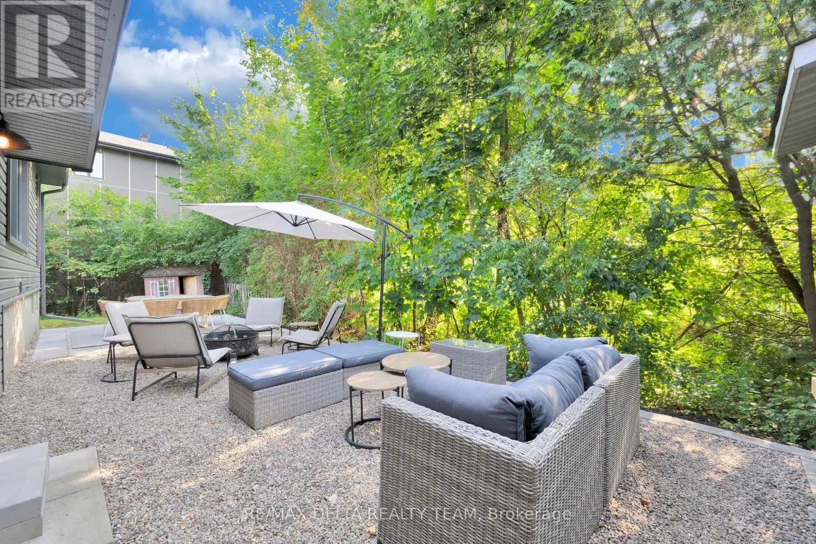 2556 GRAVELLE CRESCENT