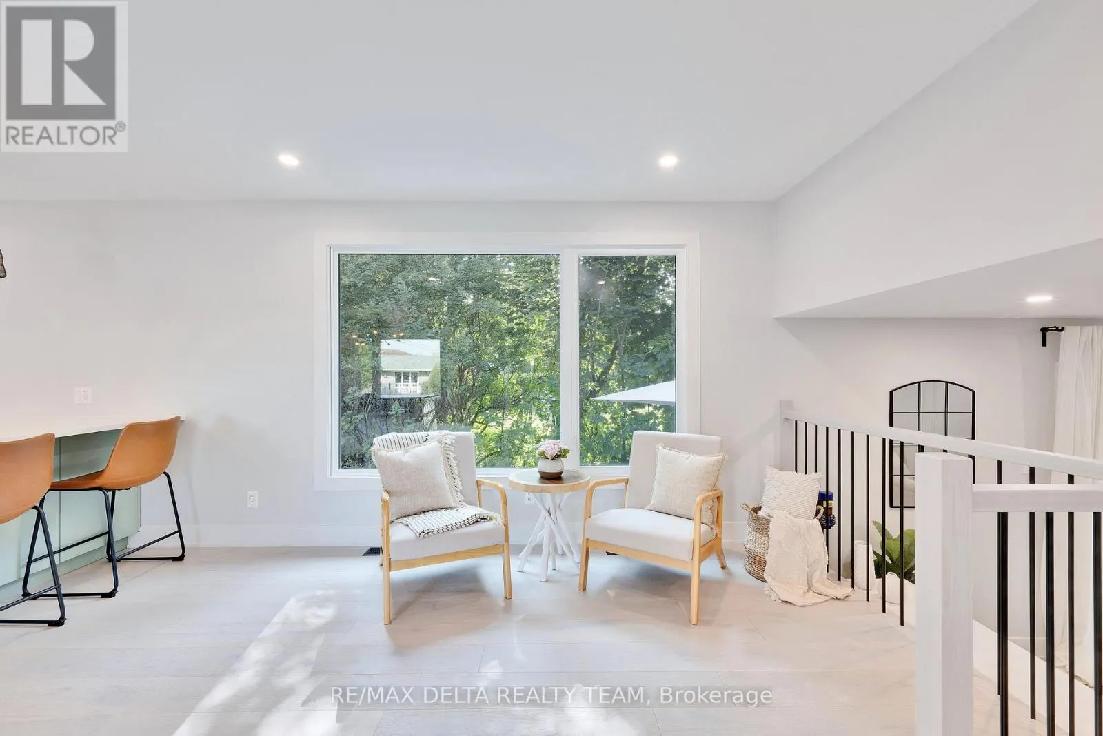 2556 GRAVELLE CRESCENT