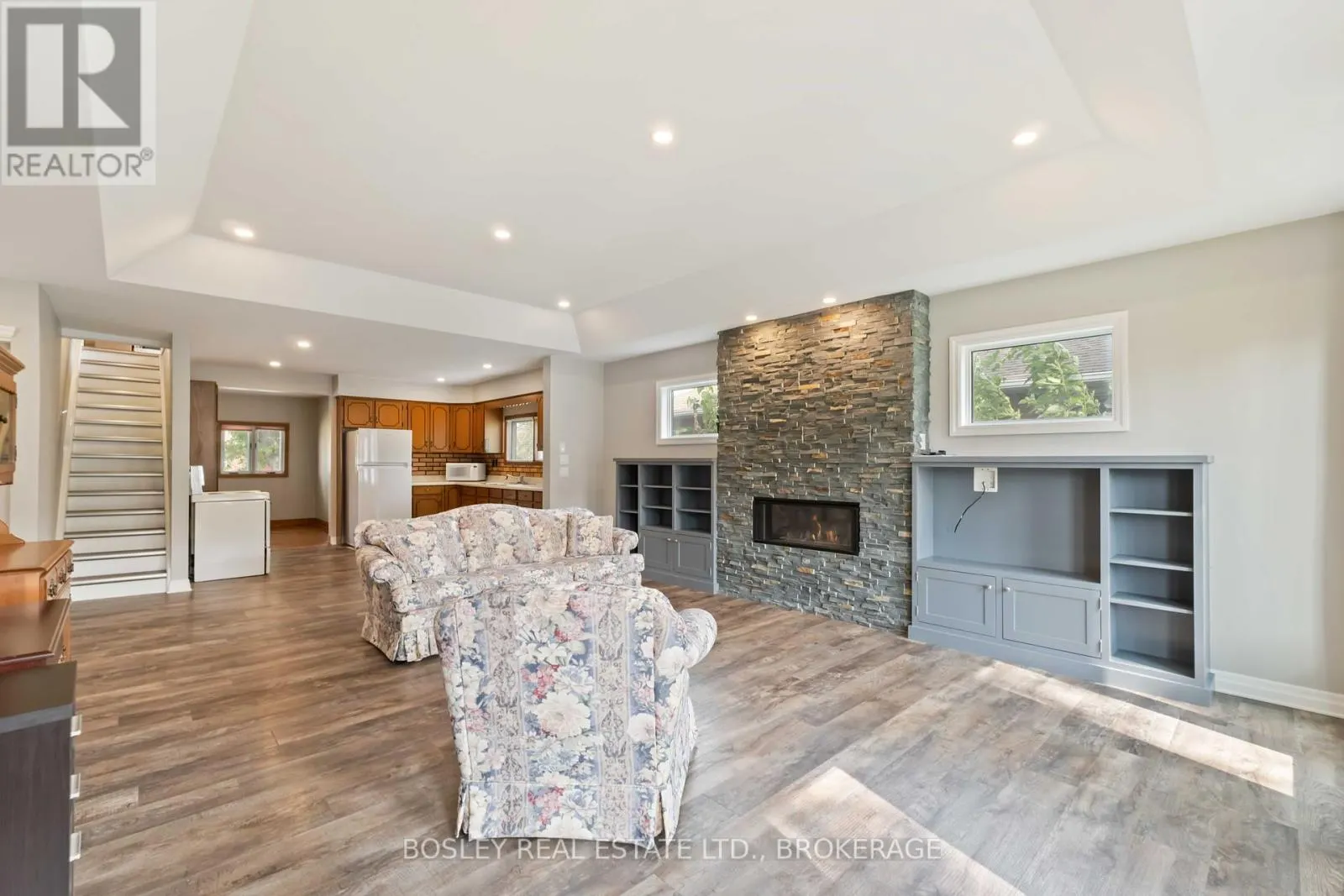 79 RICHMOND STREET W