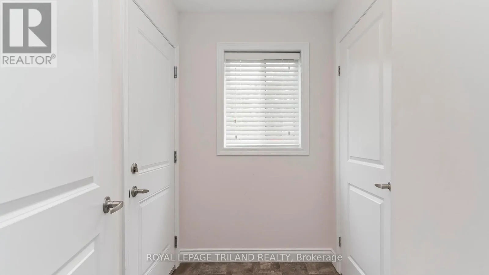 16 KENDELL LANE