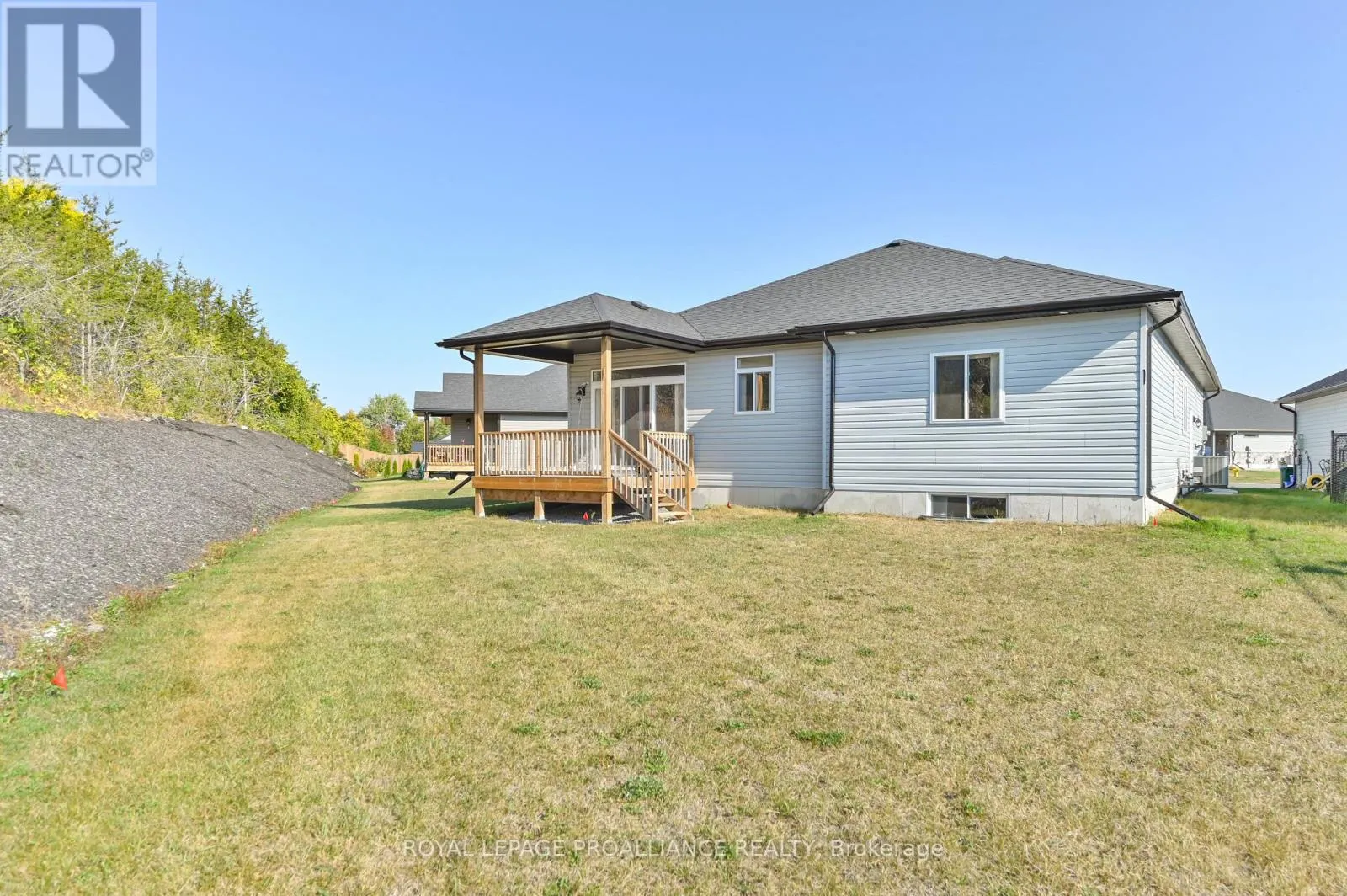 16 LEHTINEN CRESCENT