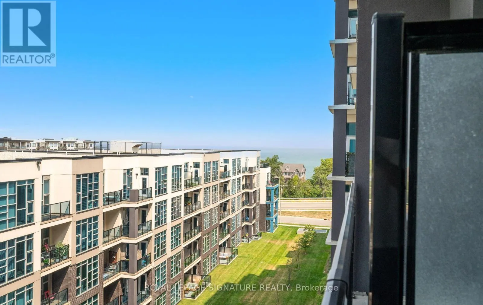 629 - 16 CONCORD PLACE