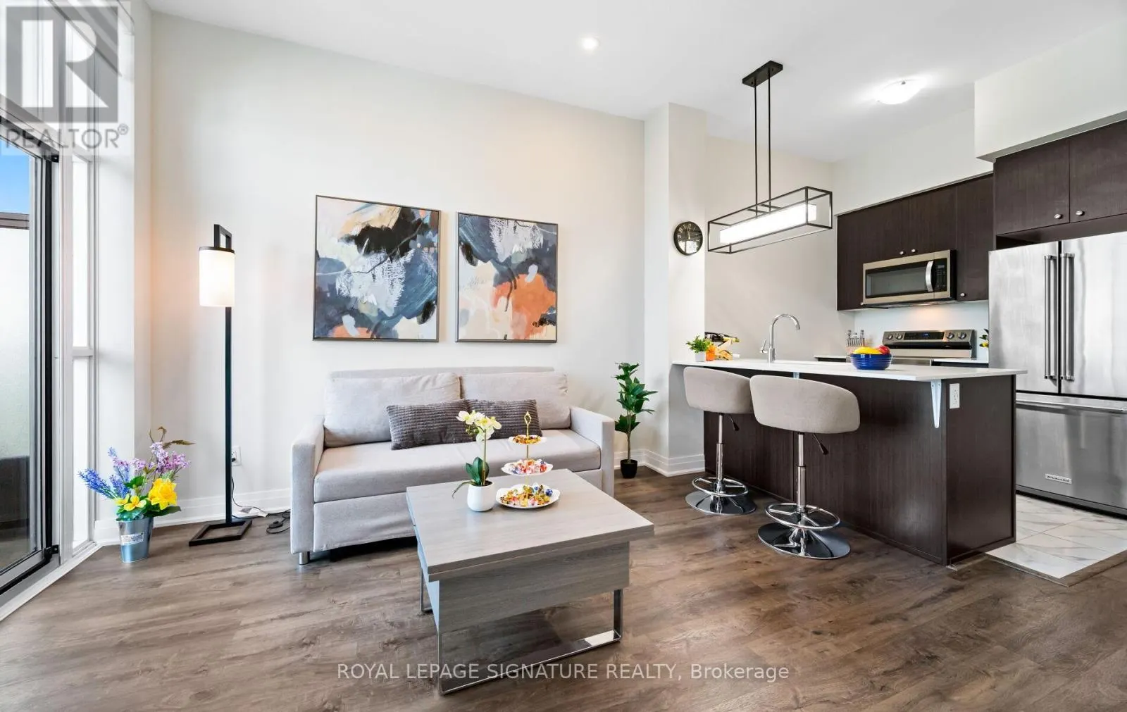 629 - 16 CONCORD PLACE