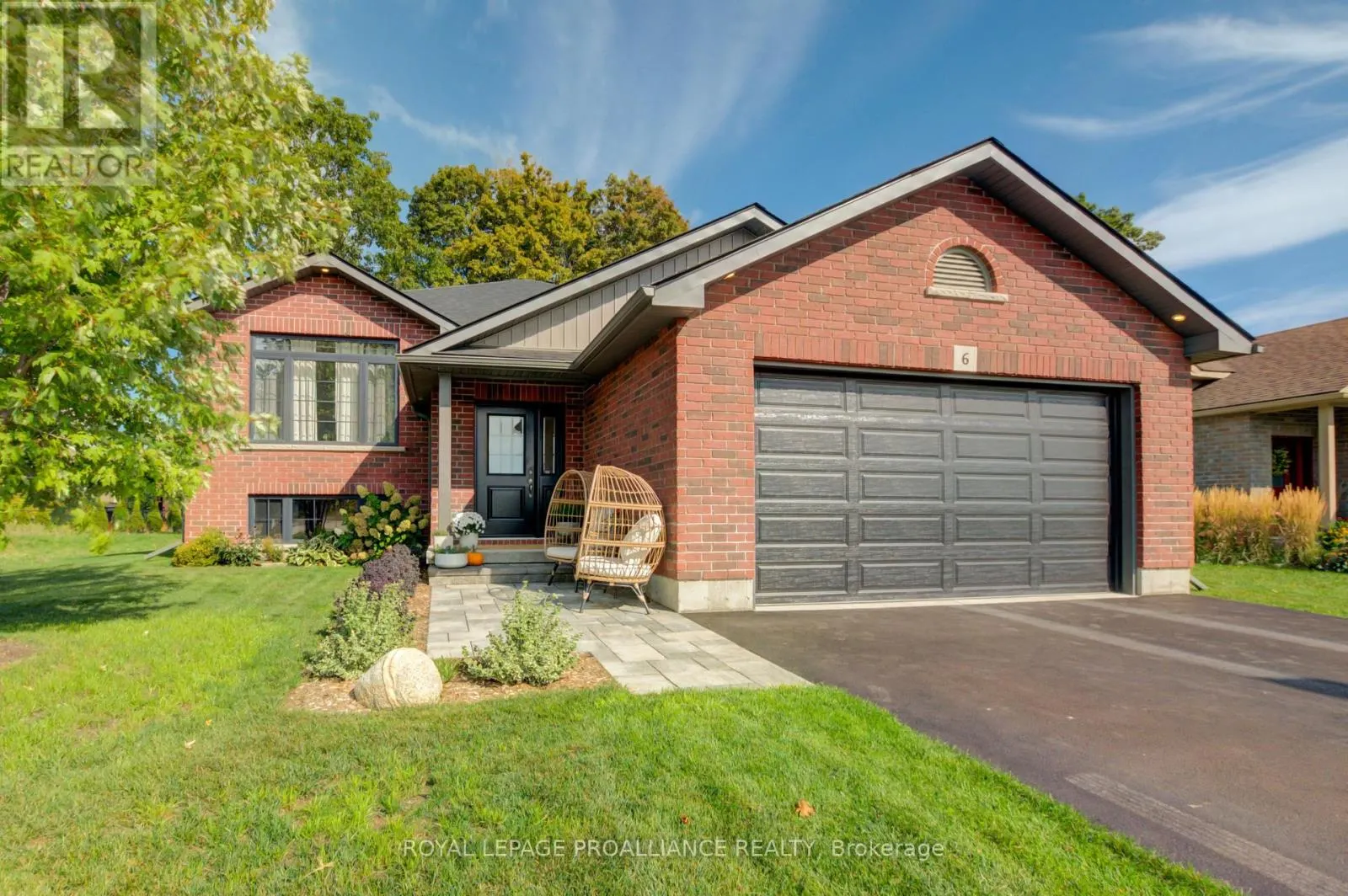 6 LAWRENCE AVENUE