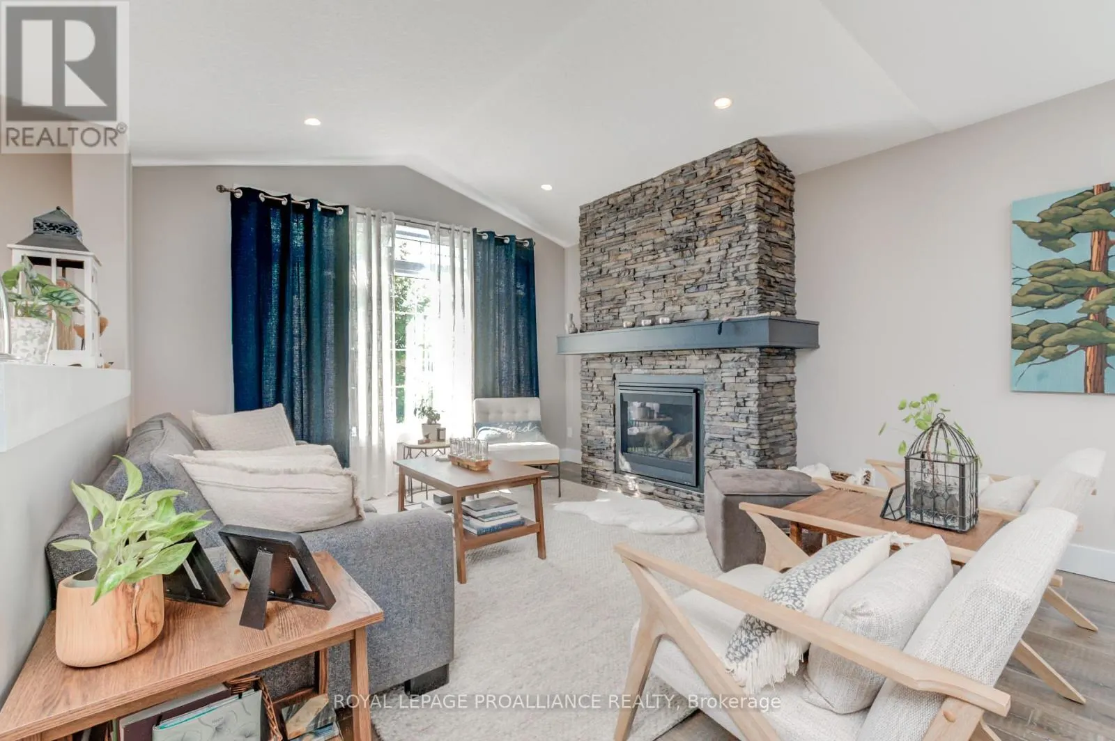 6 LAWRENCE AVENUE