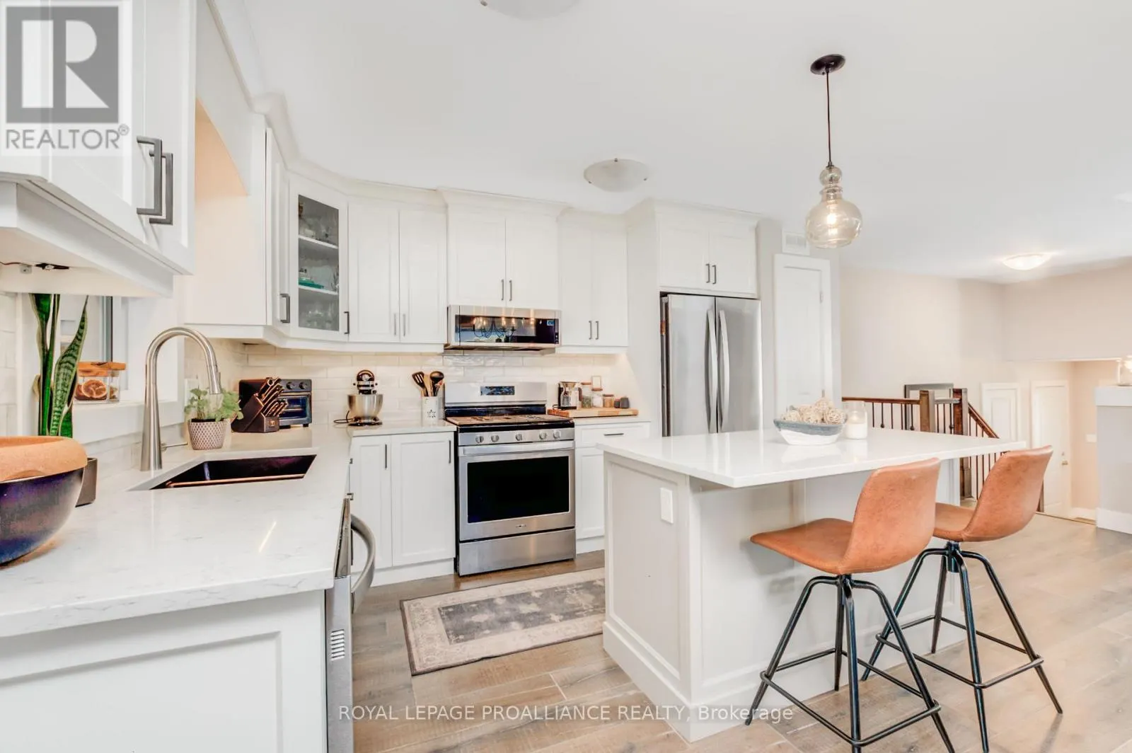 6 LAWRENCE AVENUE