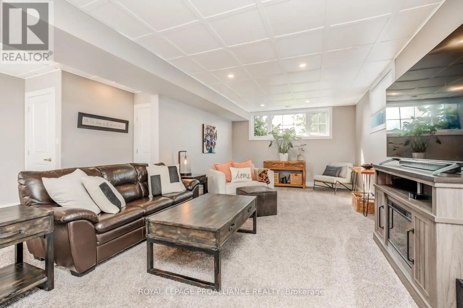 6 LAWRENCE AVENUE