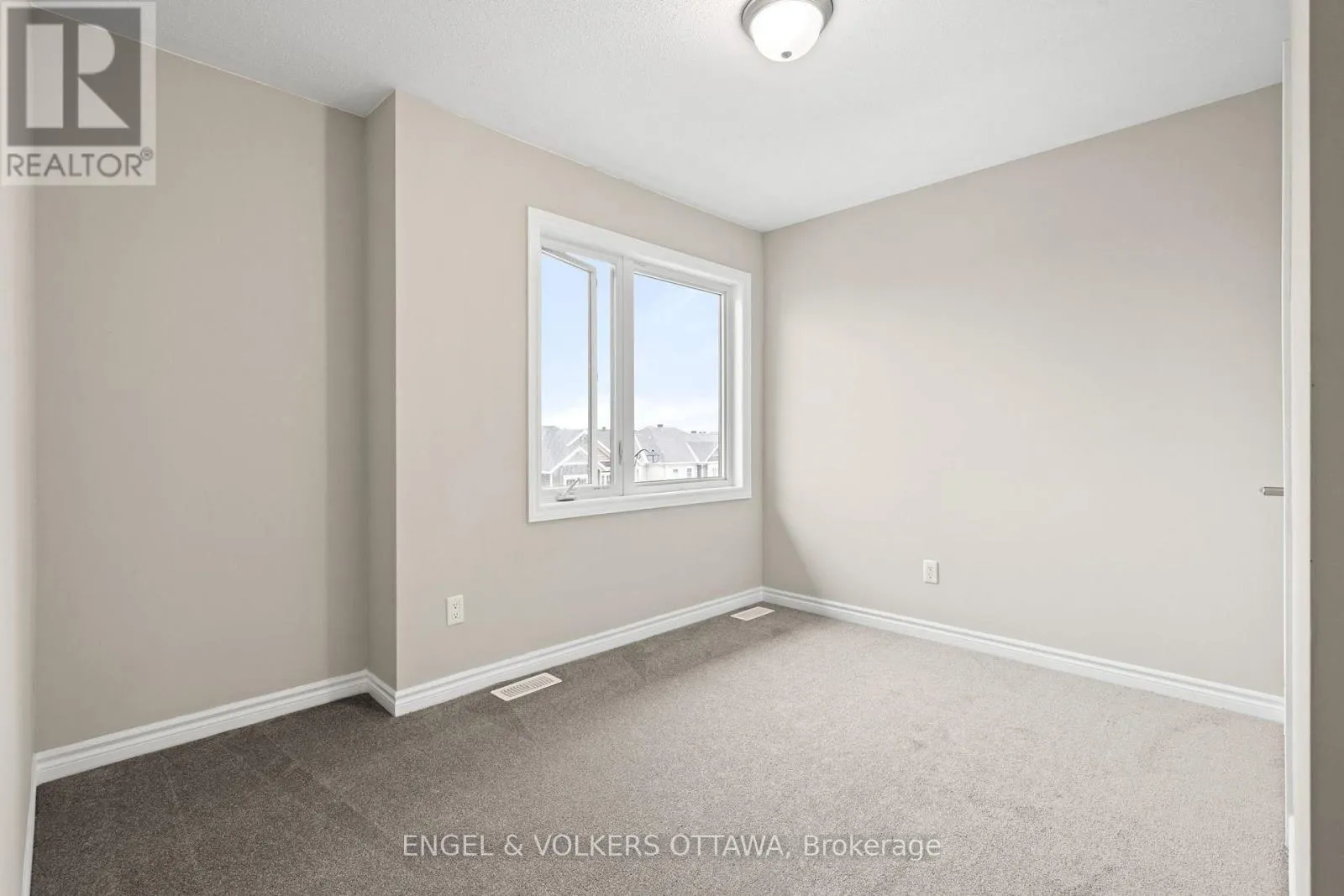 2248 WATERCOLOURS WAY