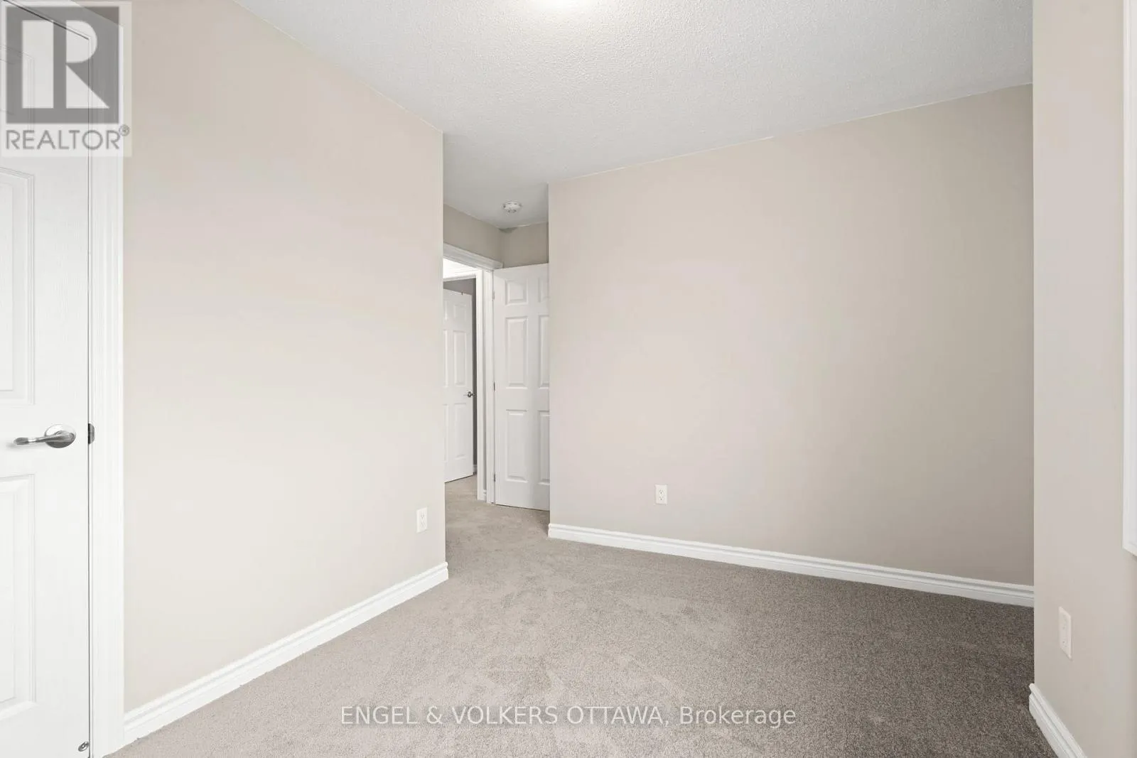2248 WATERCOLOURS WAY