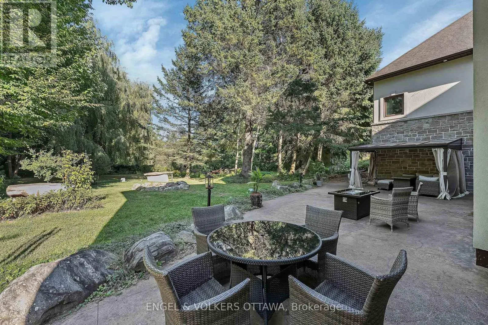 1836 WHITEMARSH CRESCENT