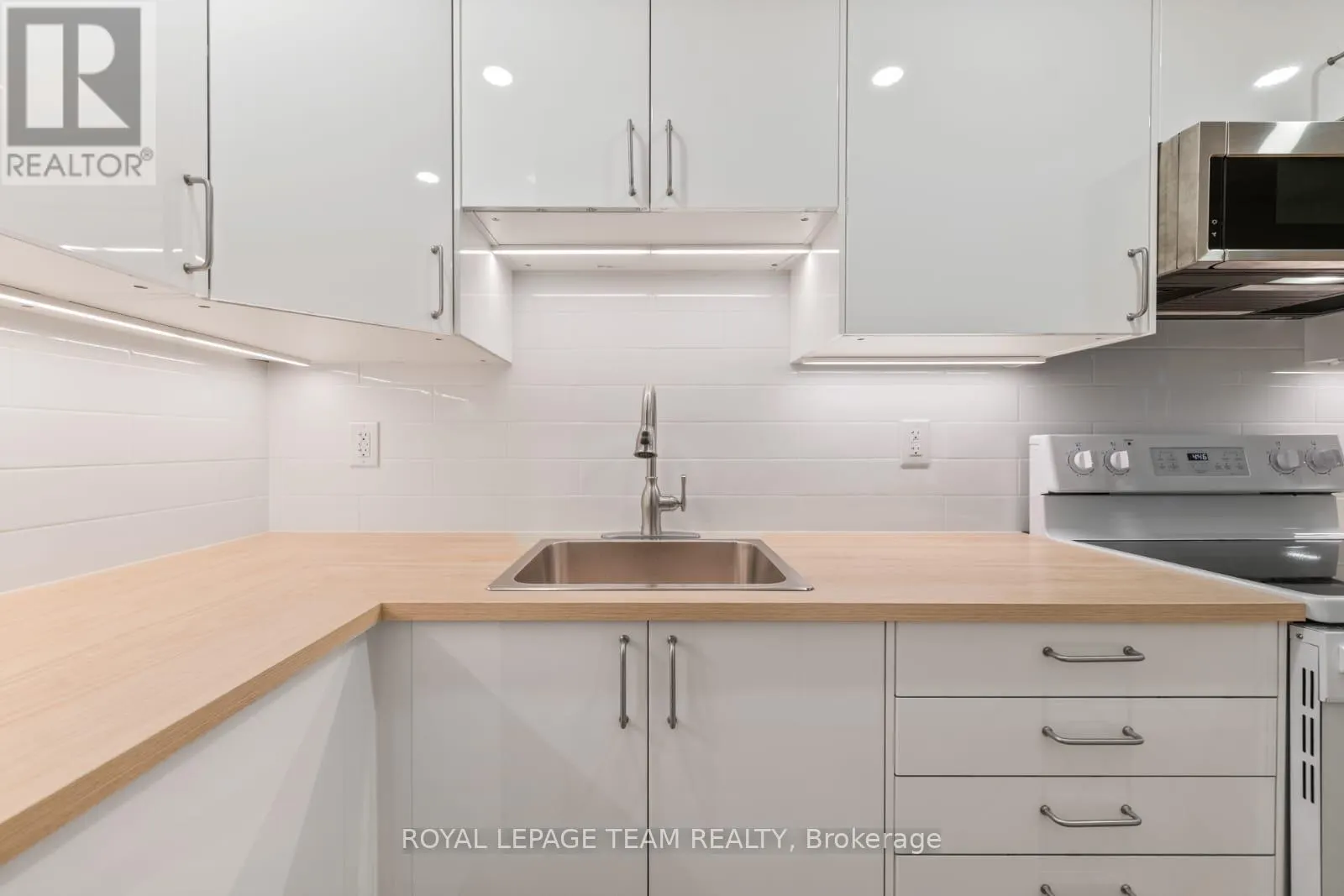 329 GALLANTRY WAY