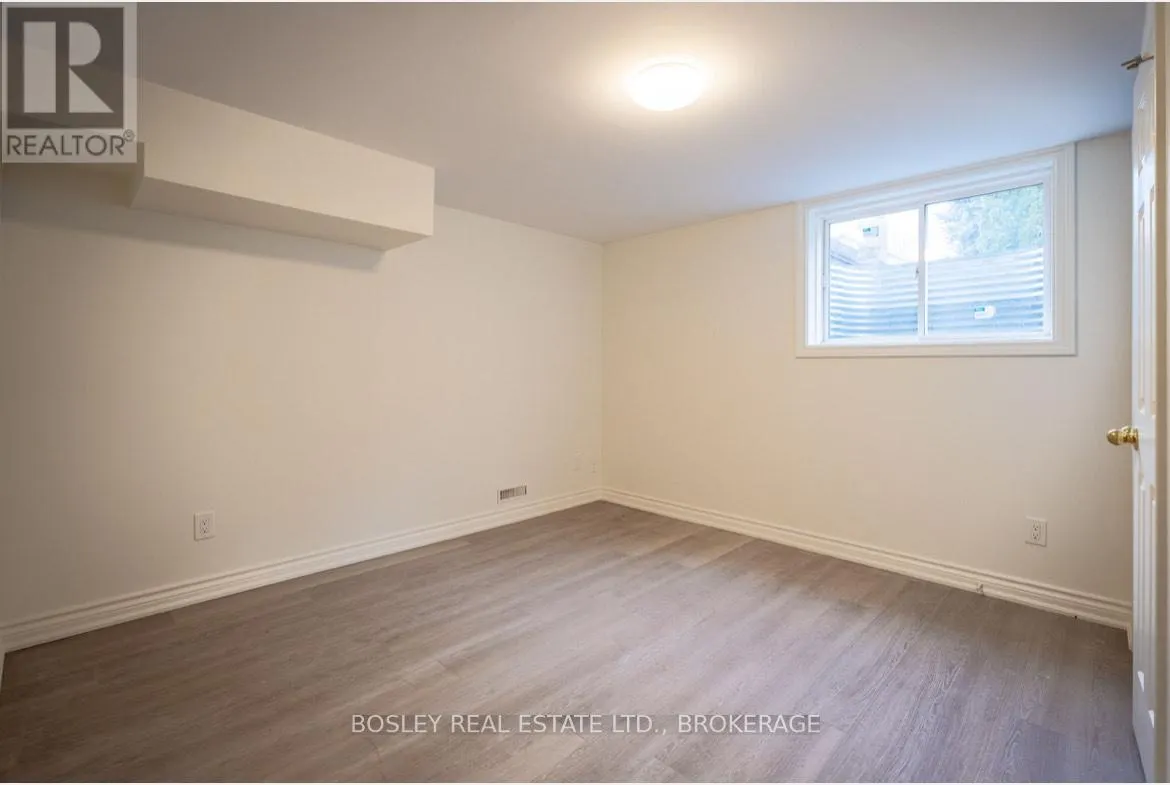 BASEMENT - 30 THE PROMENADE, #Basement