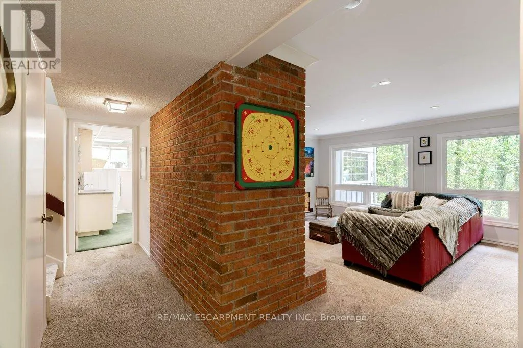 59 PARK ROAD S