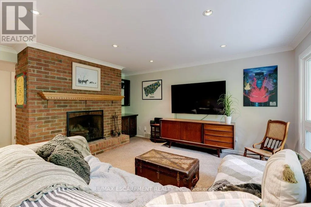 59 PARK ROAD S