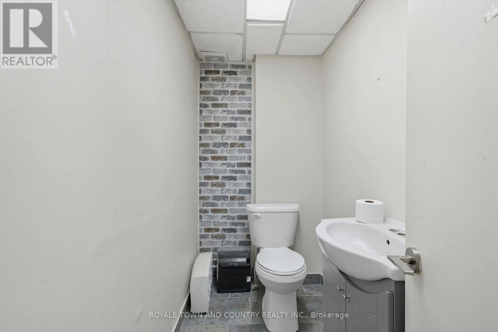 15-17 WILLIAM STREET S