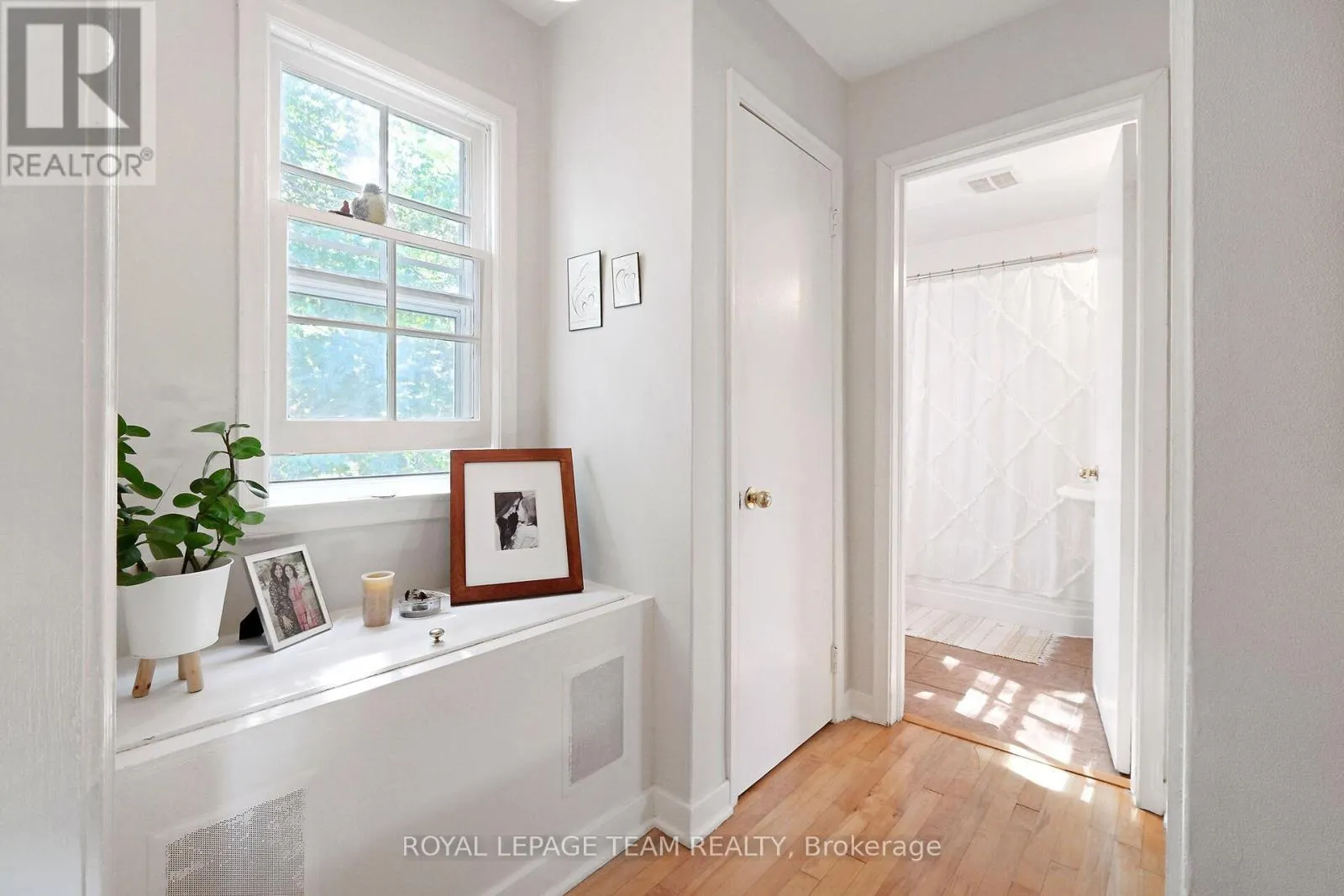 16 SANDRIDGE ROAD