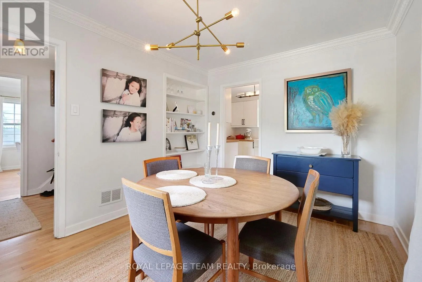 16 SANDRIDGE ROAD