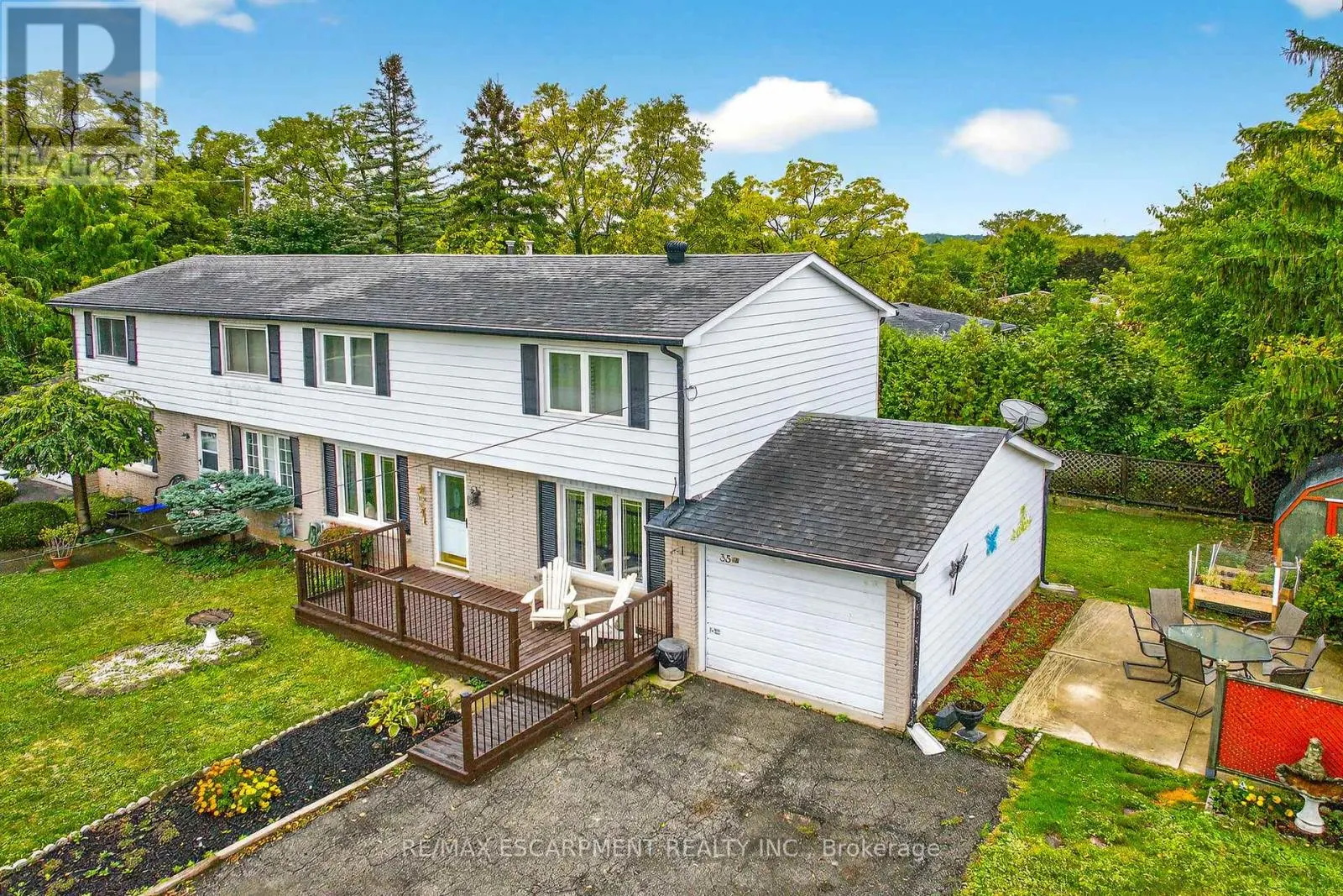 35B SENECA STREET S