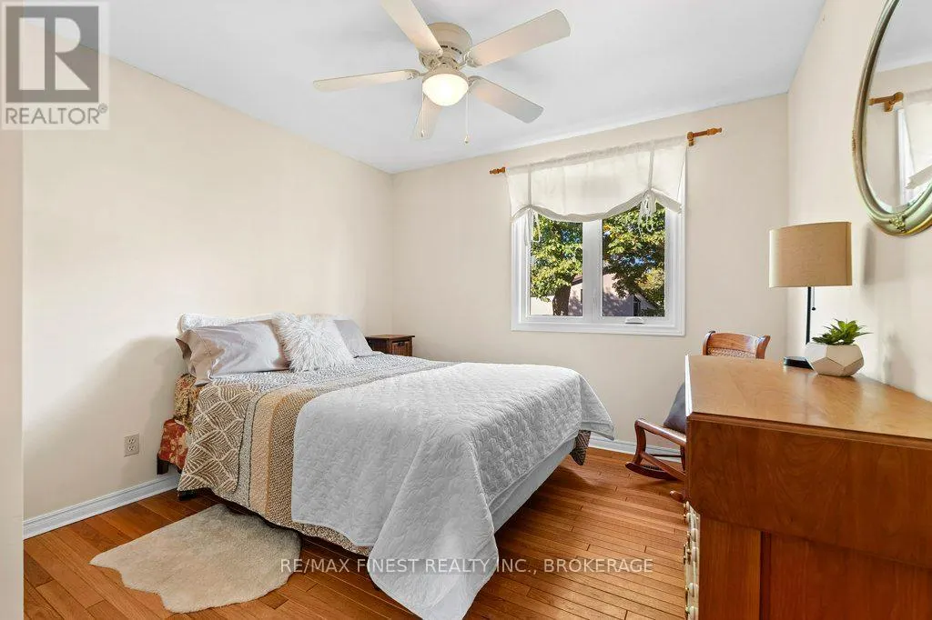 550 RANKIN CRESCENT