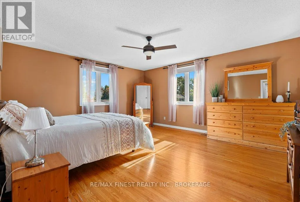 550 RANKIN CRESCENT