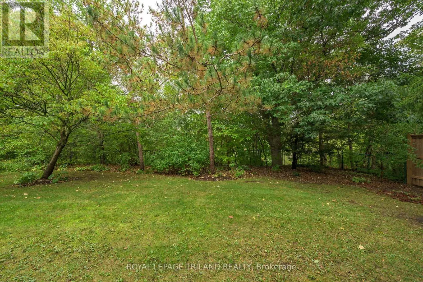 12 - 1399 COMMISSIONERS ROAD W, #12