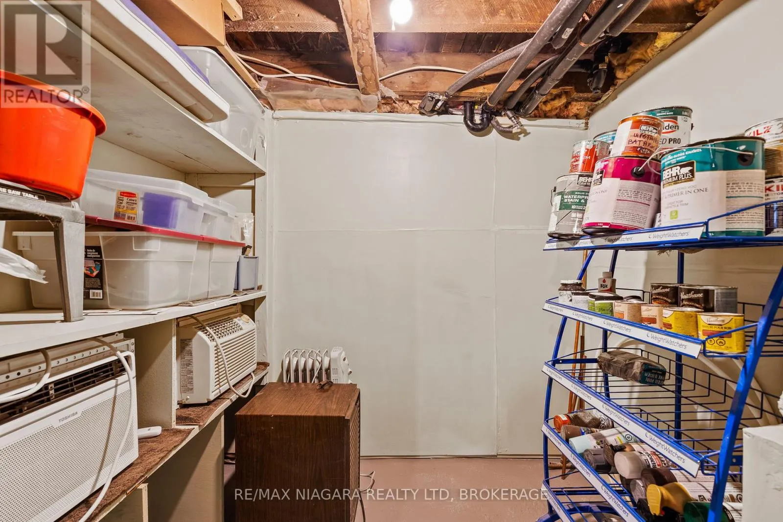 118 DUFFERIN STREET E