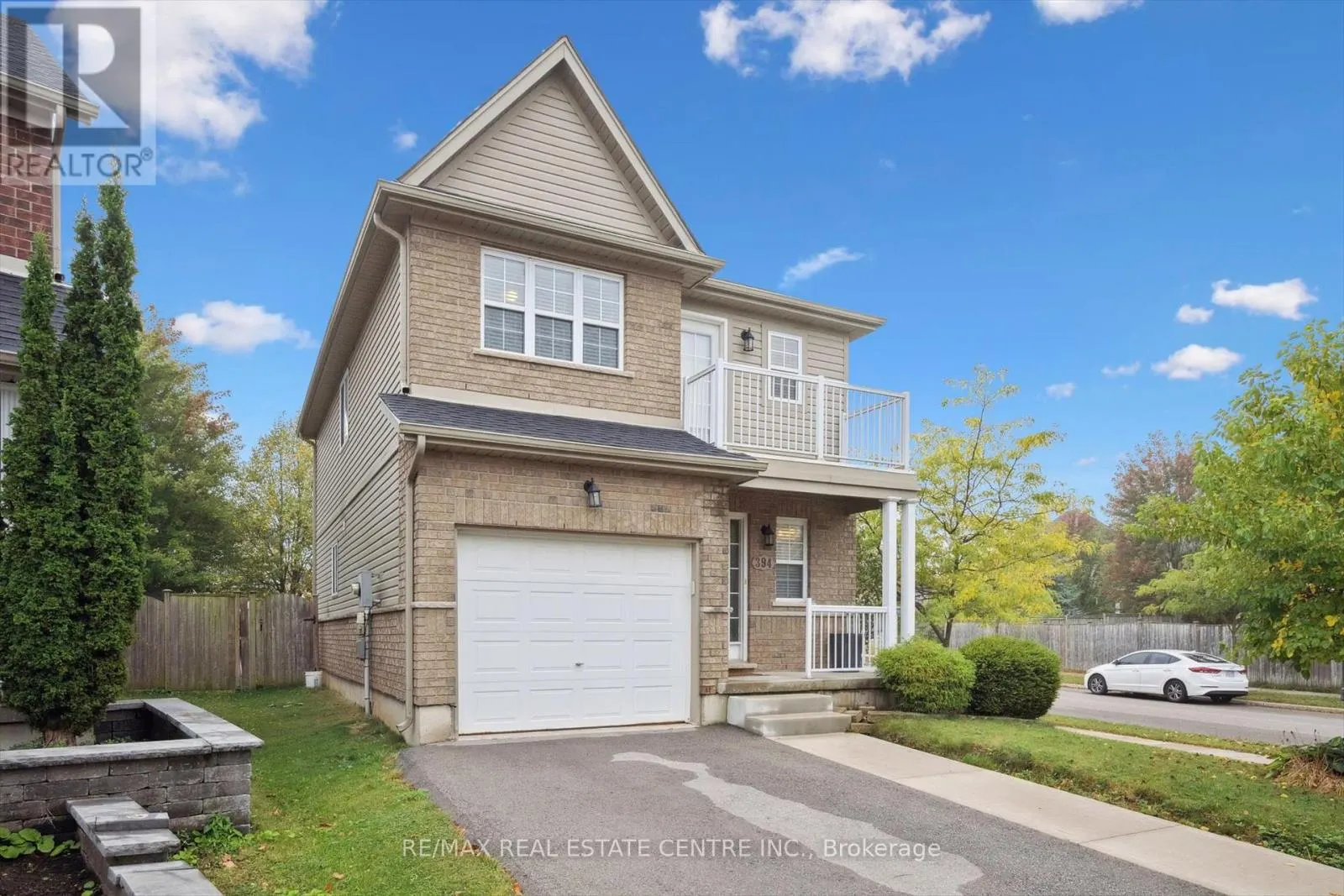 394 SAUVE CRESCENT