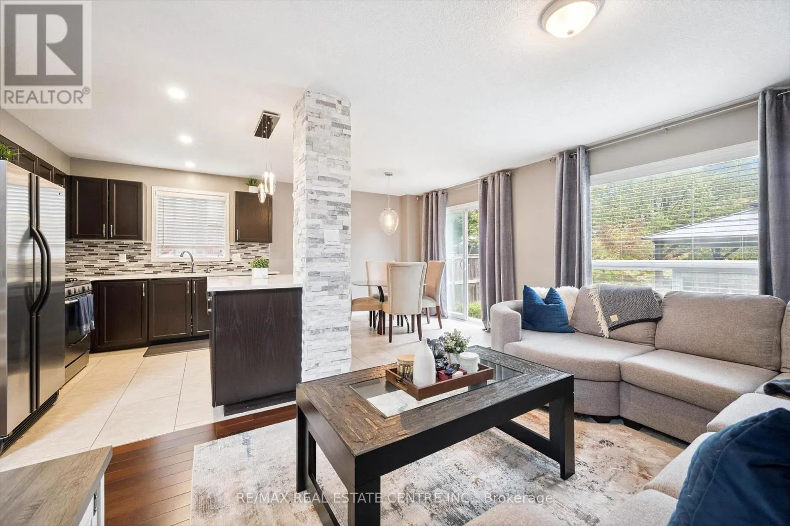 394 SAUVE CRESCENT