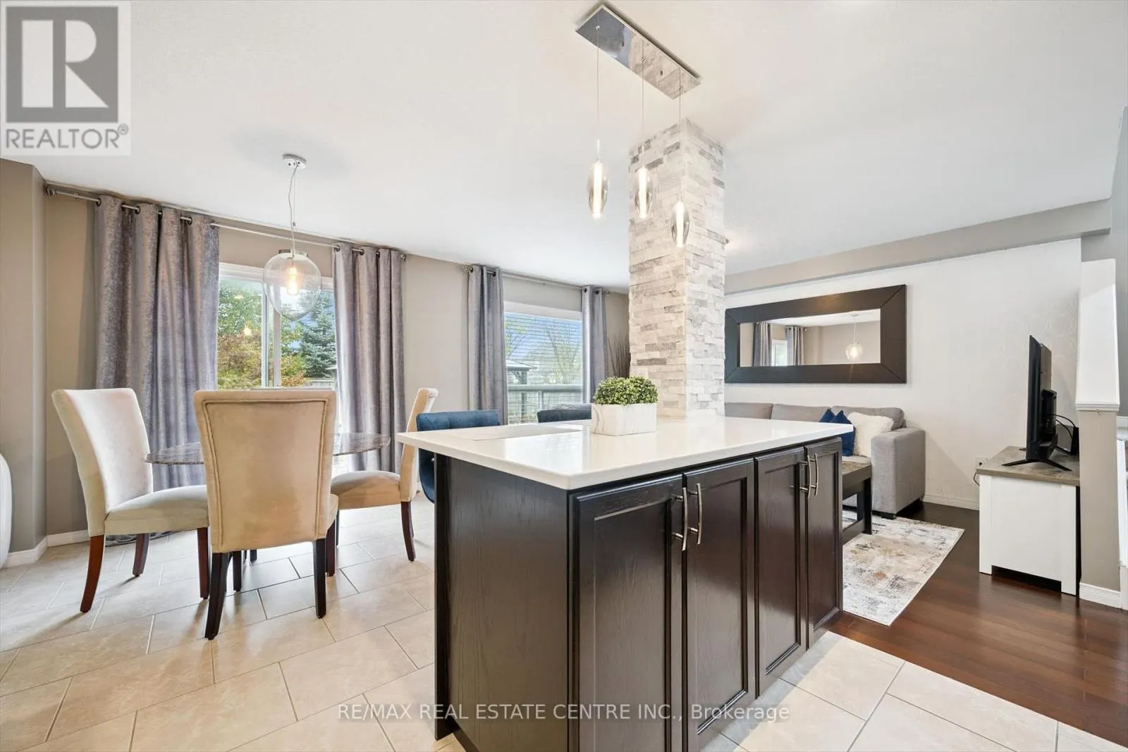 394 SAUVE CRESCENT