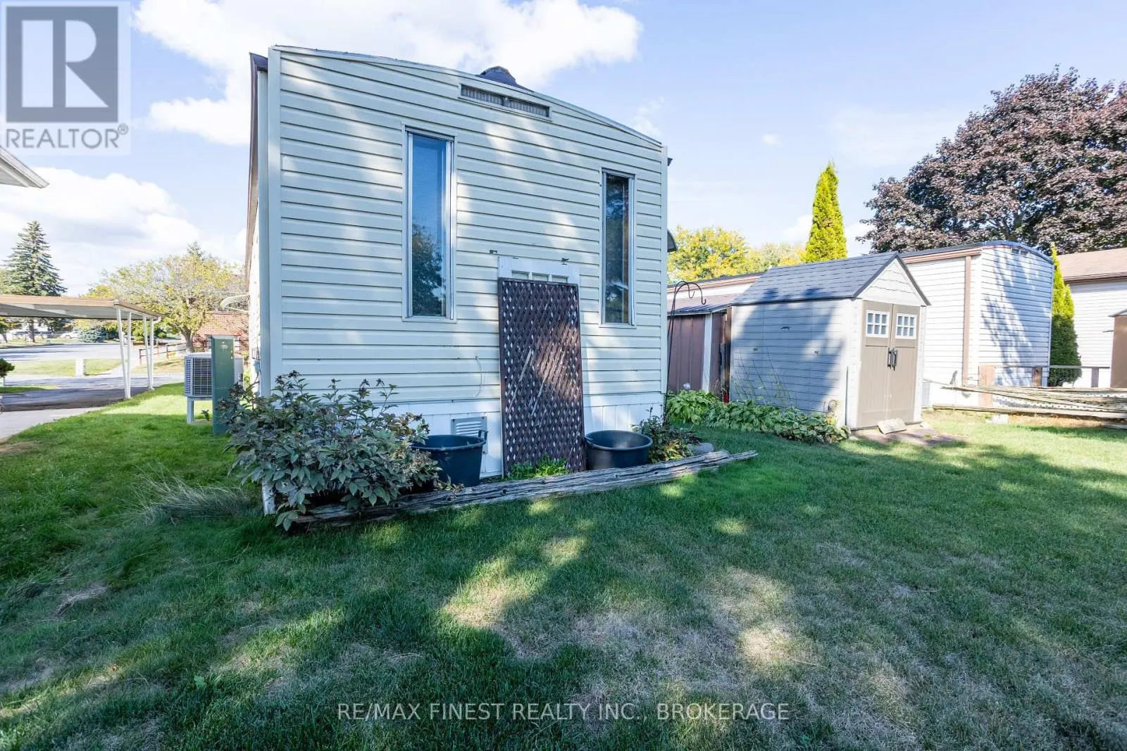 104 WORTHINGTON WAY