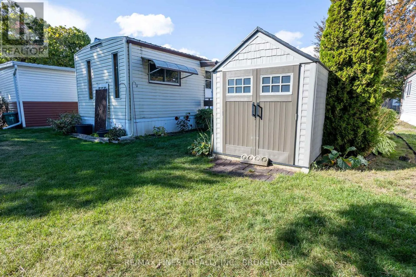 104 WORTHINGTON WAY