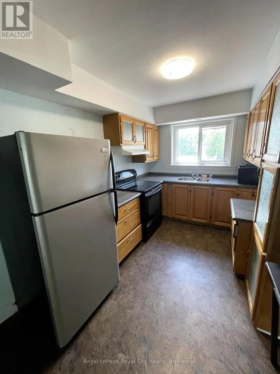 B - 36 ESSEX STREET, #B