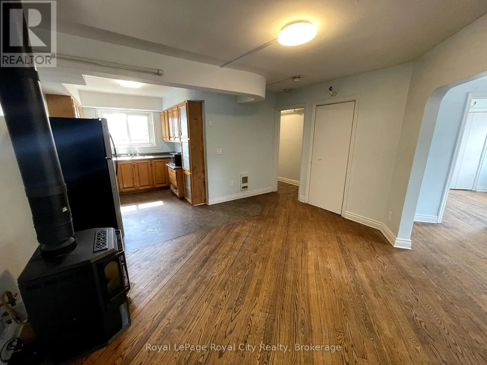 B - 36 ESSEX STREET, #B