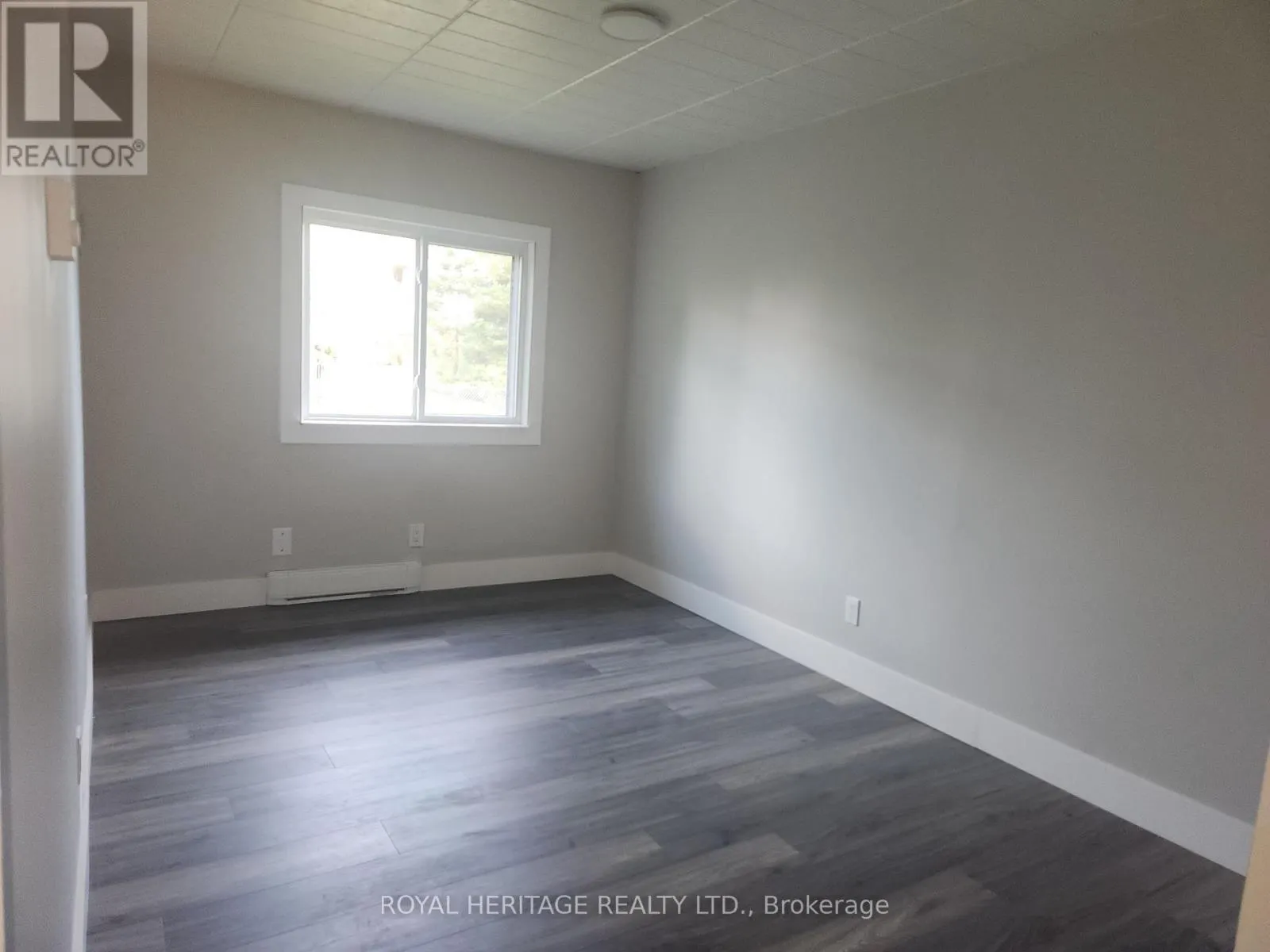 202 - 8800 WILLOUGHBY DRIVE