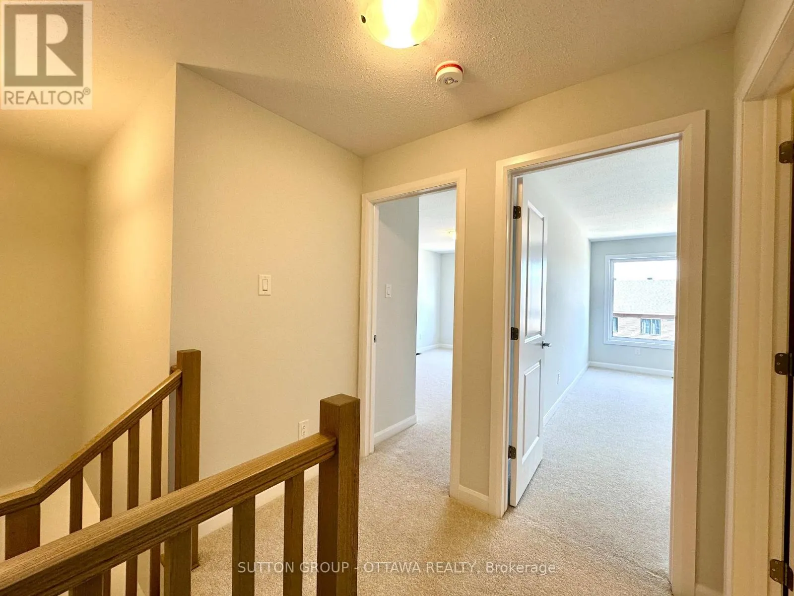 959 EILEEN VOLLICK CRESCENT