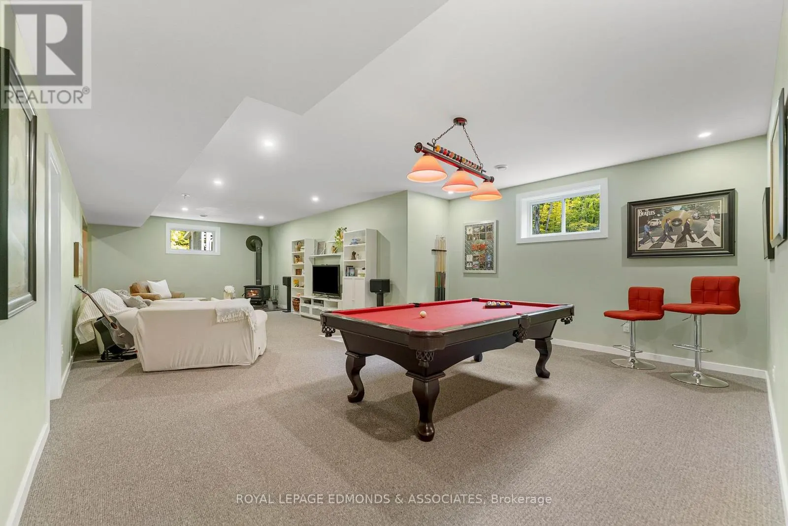 166 DEERFIELD DRIVE