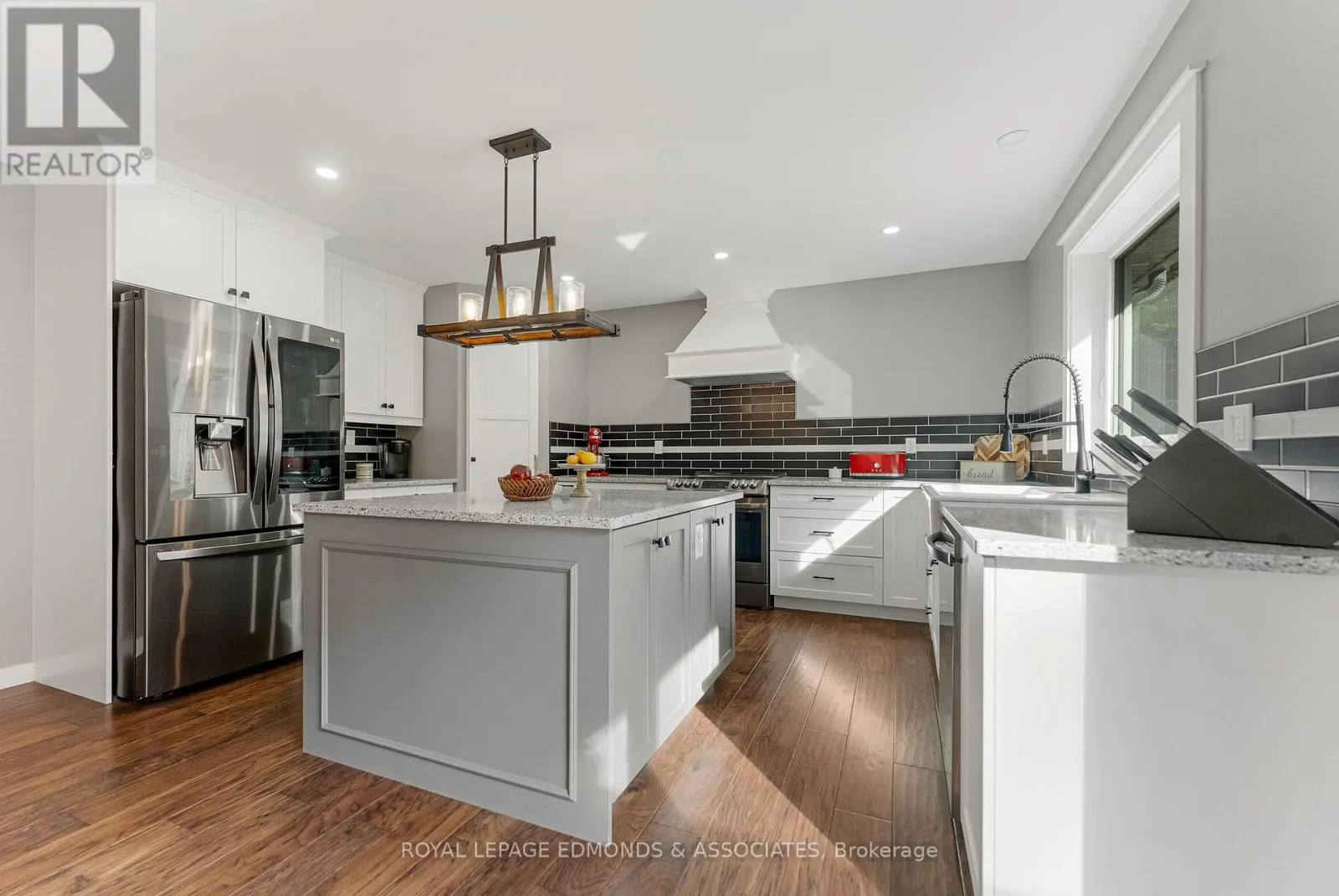 166 DEERFIELD DRIVE