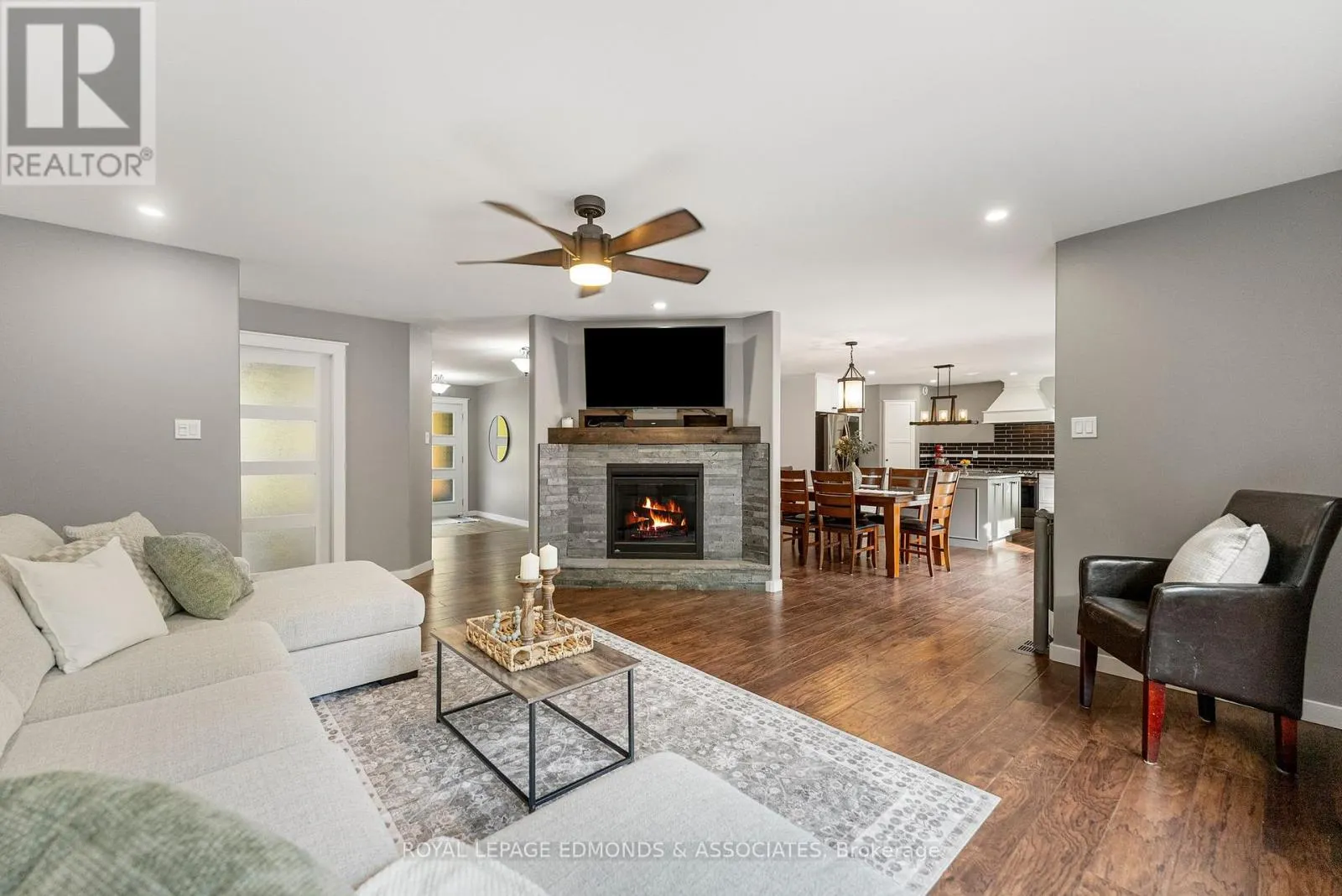 166 DEERFIELD DRIVE