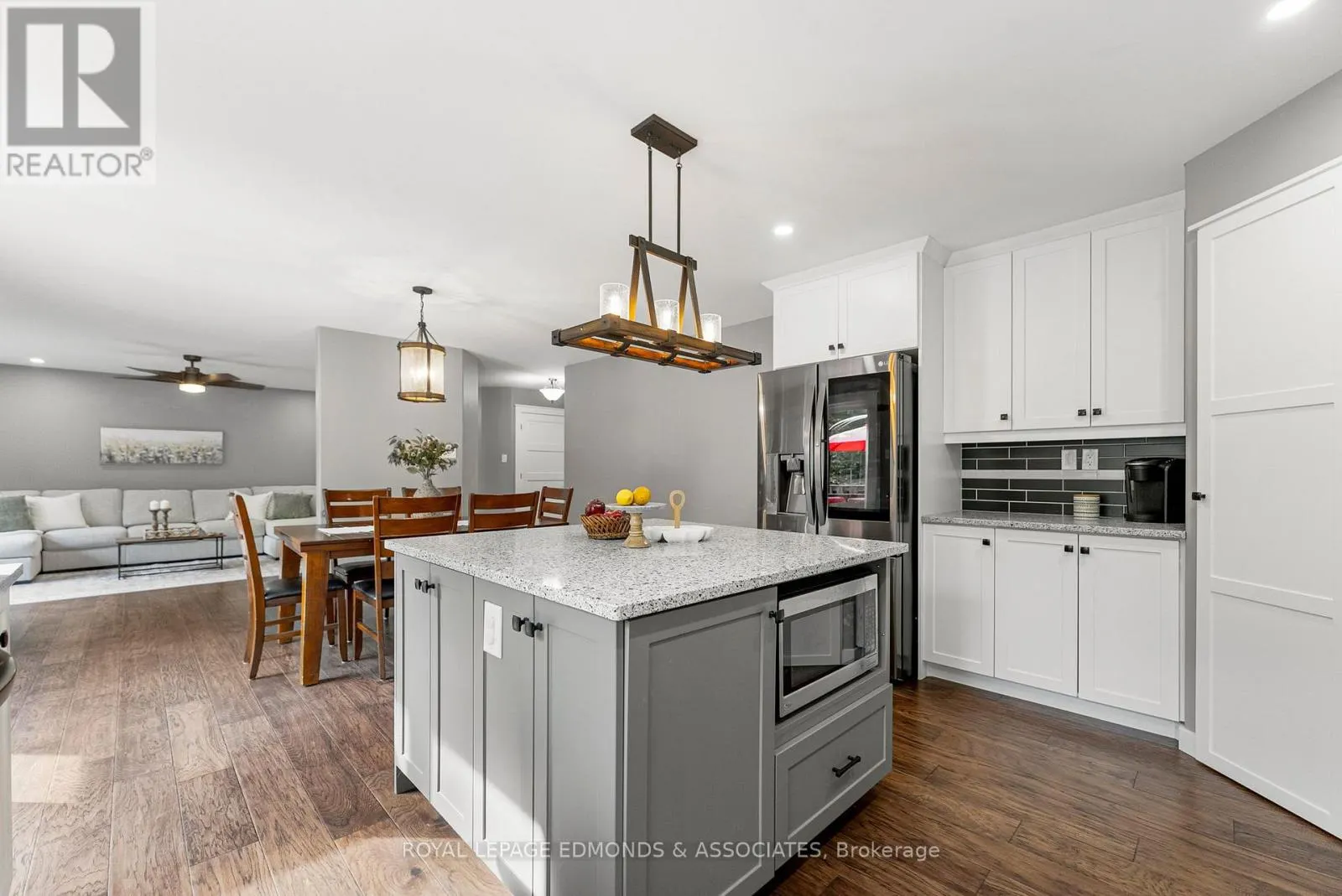 166 DEERFIELD DRIVE