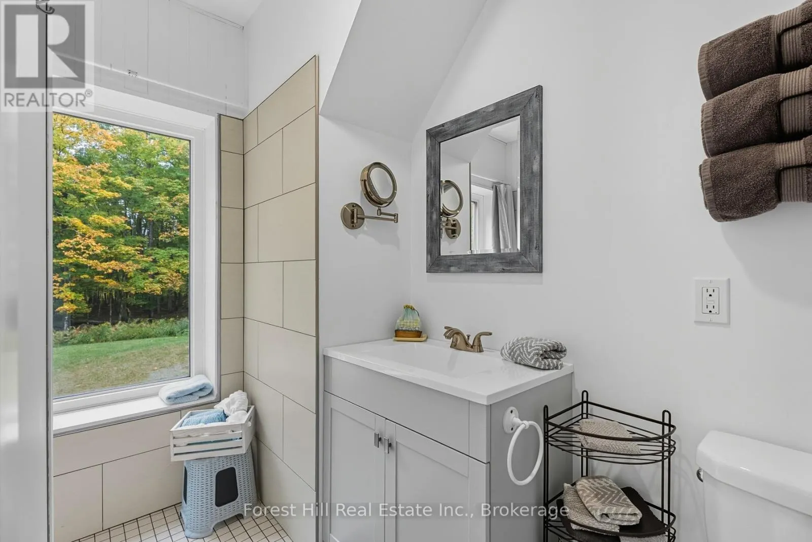248 VERNON SHORES AVENUE