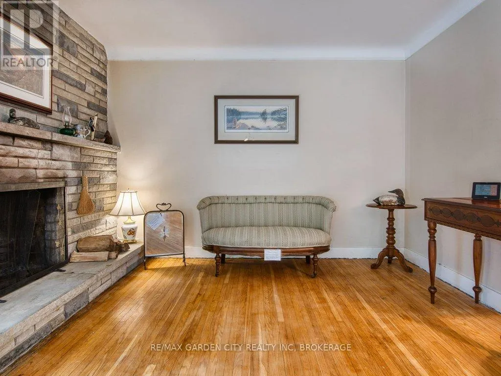 2265 SEVENTH STREET LOUTH STREET