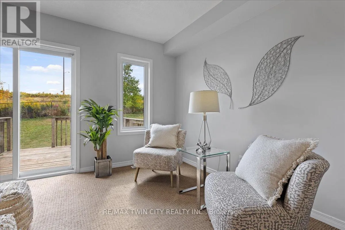 260 COUNTRYSTONE CRESCENT
