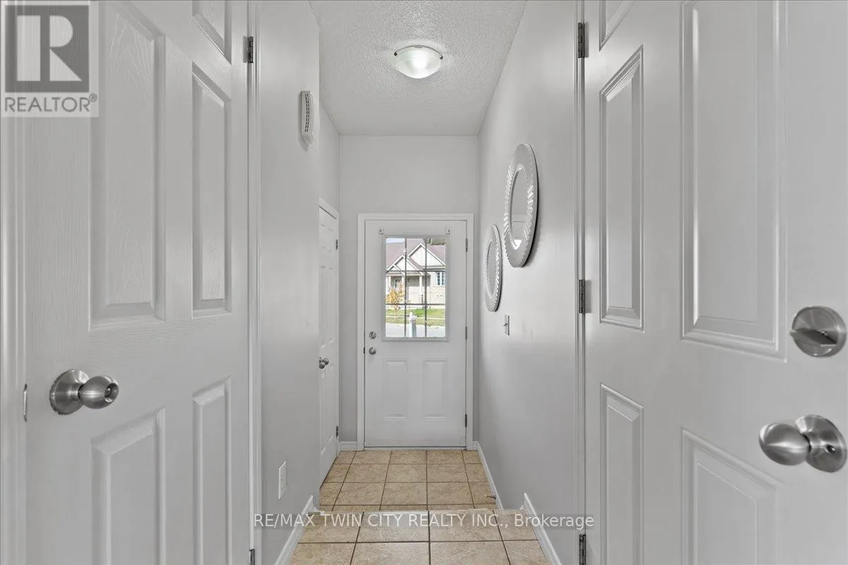 260 COUNTRYSTONE CRESCENT