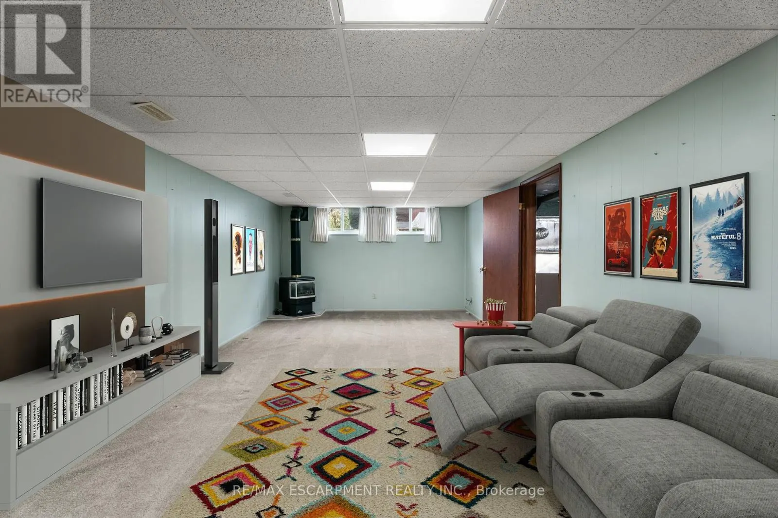 98 LAURIER AVENUE