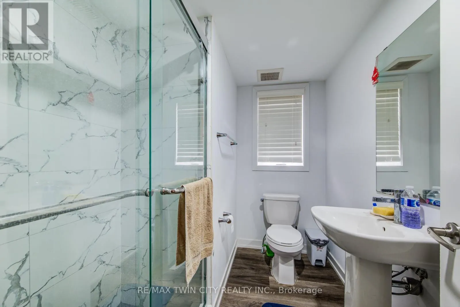 35 - 205 WEST OAK TRAIL