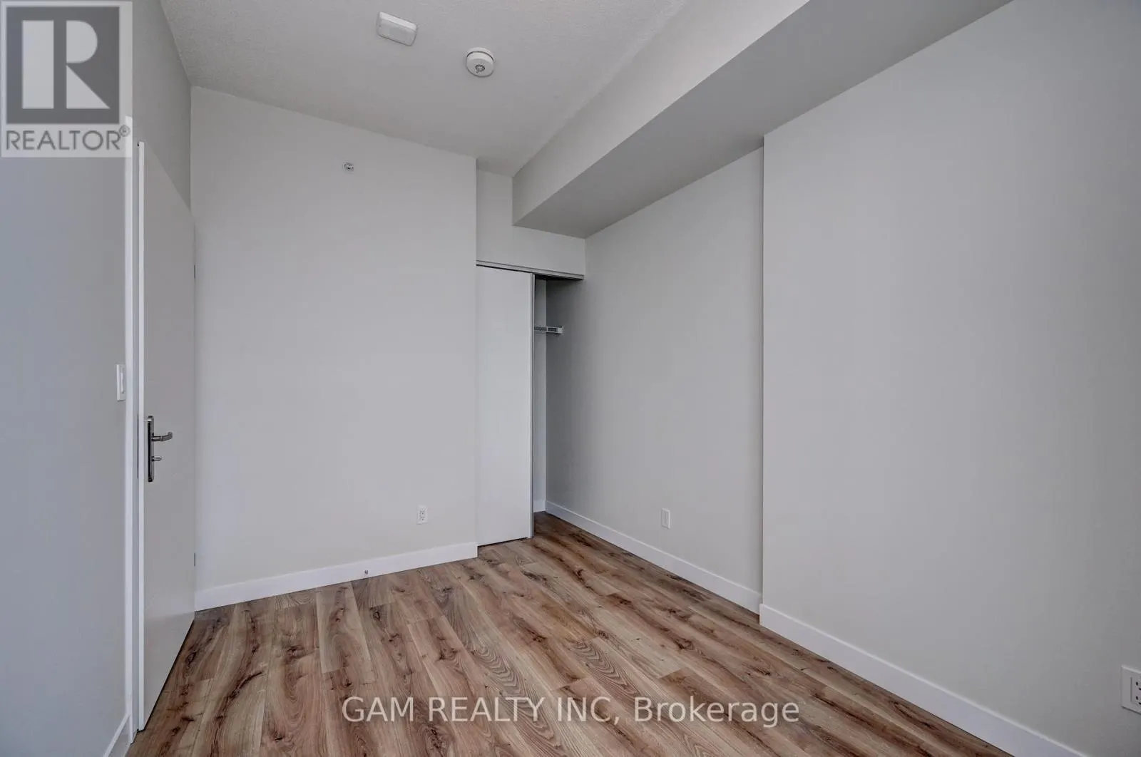 3601 - 60 FREDERICK STREET