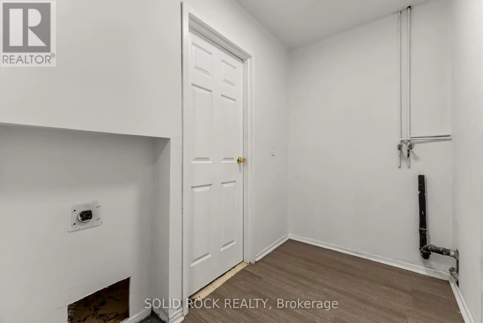 39 - 3415 UPLANDS DRIVE